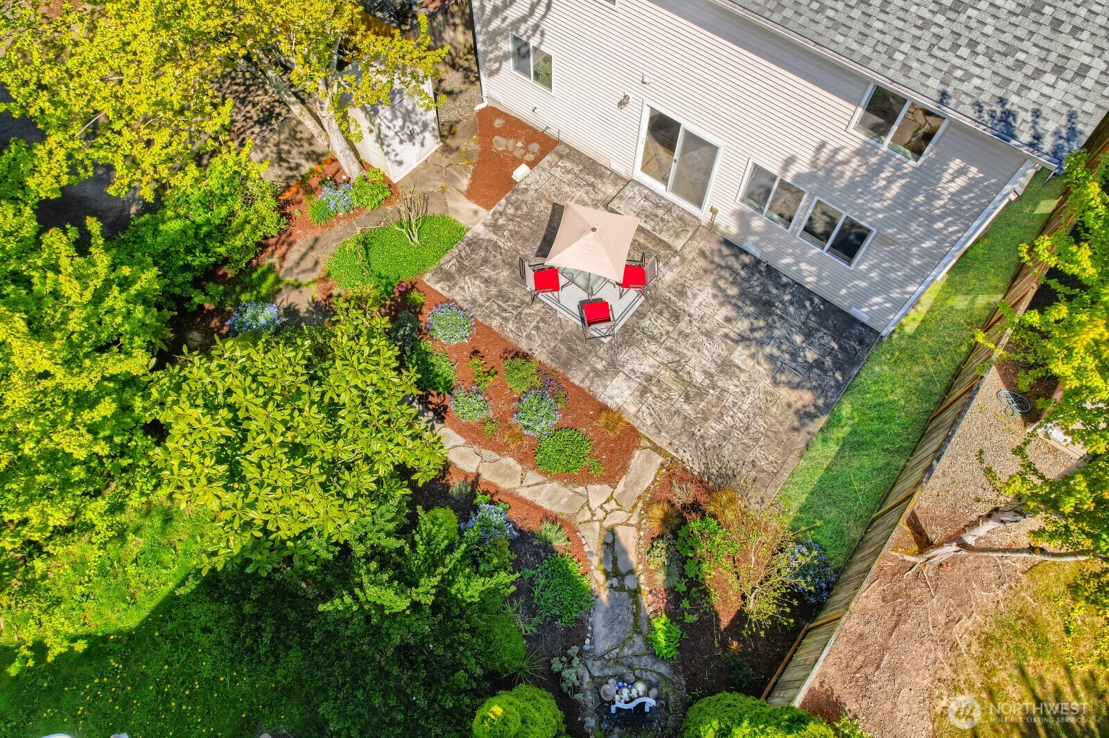 6551 17th Avenue SW, Seattle, WA 98106