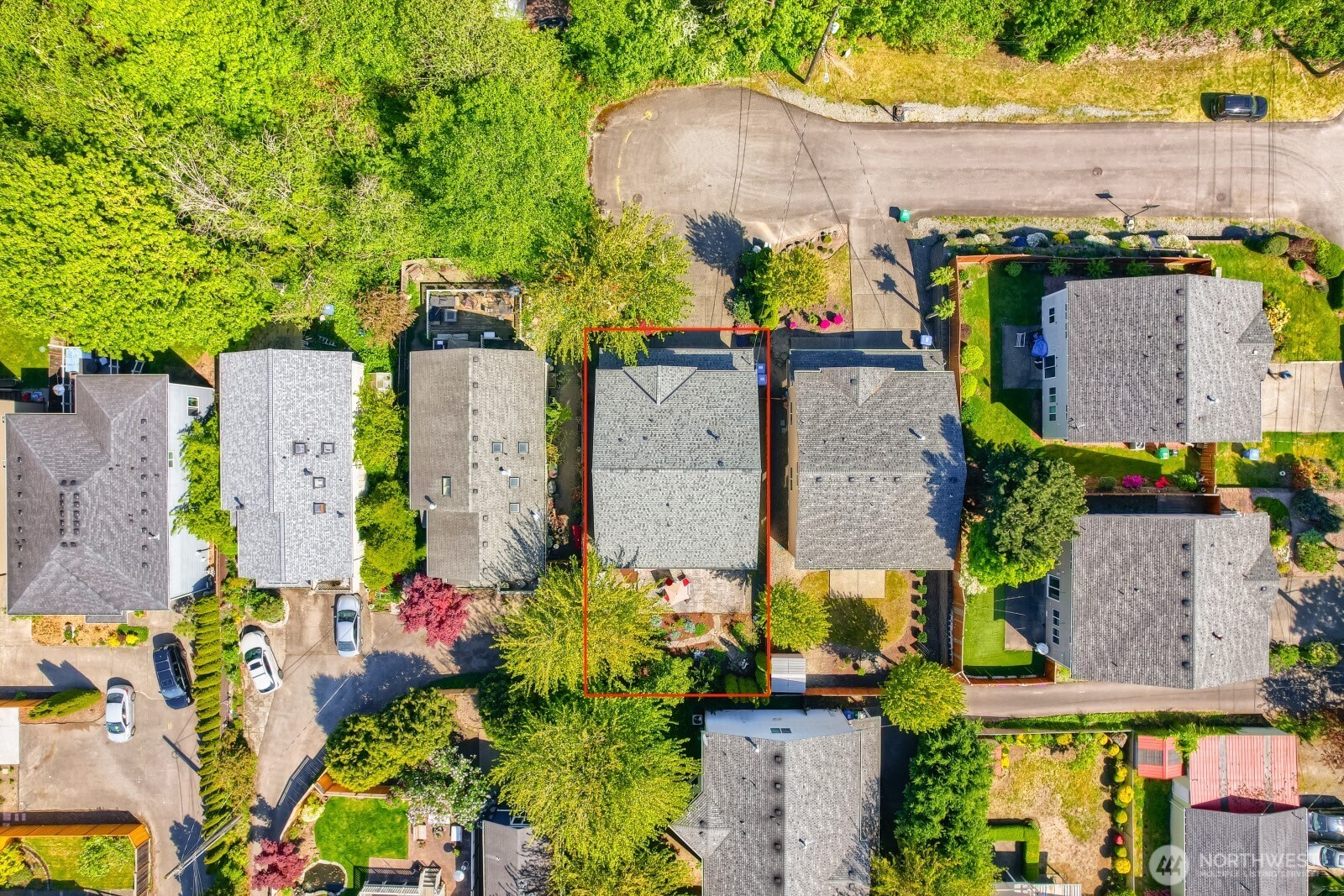 6551 17th Avenue SW, Seattle, WA 98106
