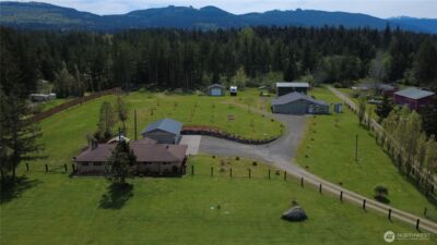 273702 Hwy 101 , Sequim, WA 98382