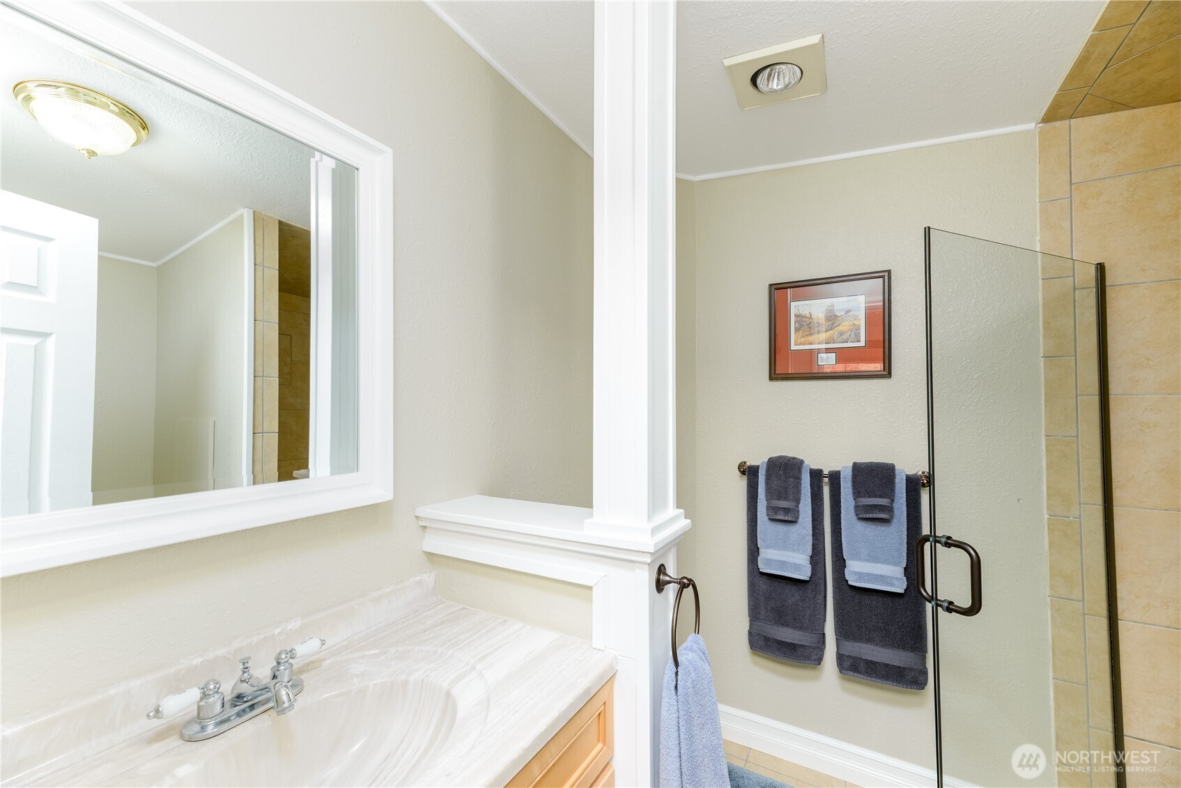 273702 Hwy 101 , Sequim, WA 98382