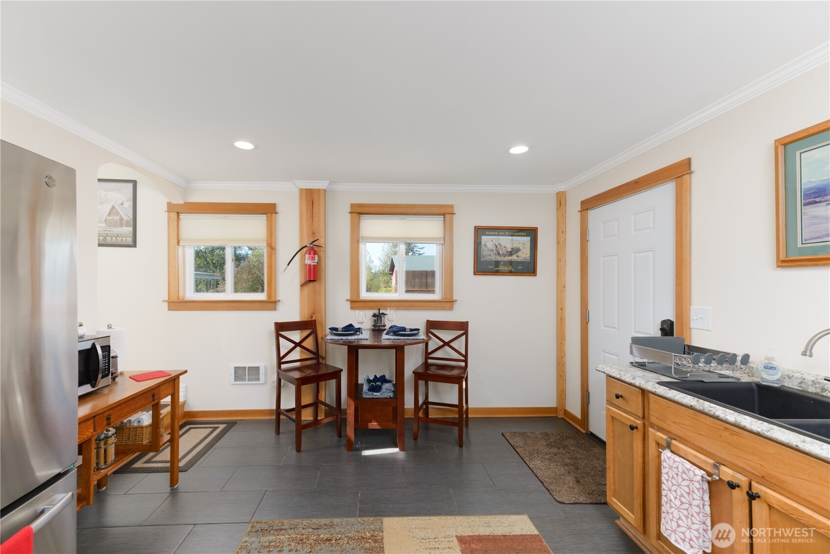 273702 Hwy 101 , Sequim, WA 98382