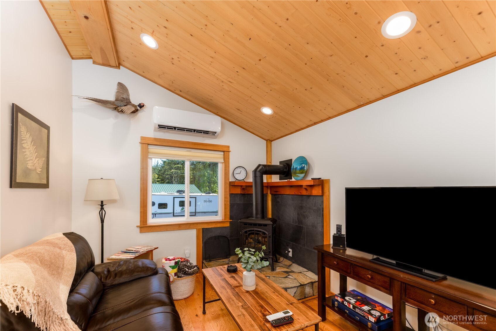 273702 Hwy 101 , Sequim, WA 98382