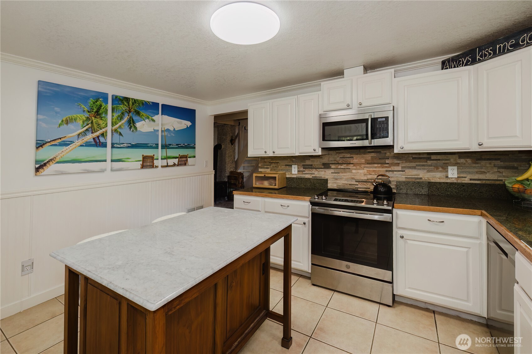 360 Kingsway W, Bremerton, WA 98312