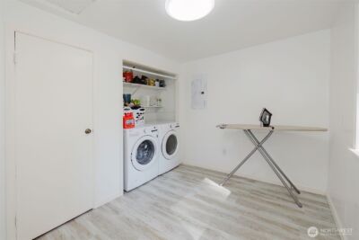 360 Kingsway W, Bremerton, WA 98312 - Photo 12