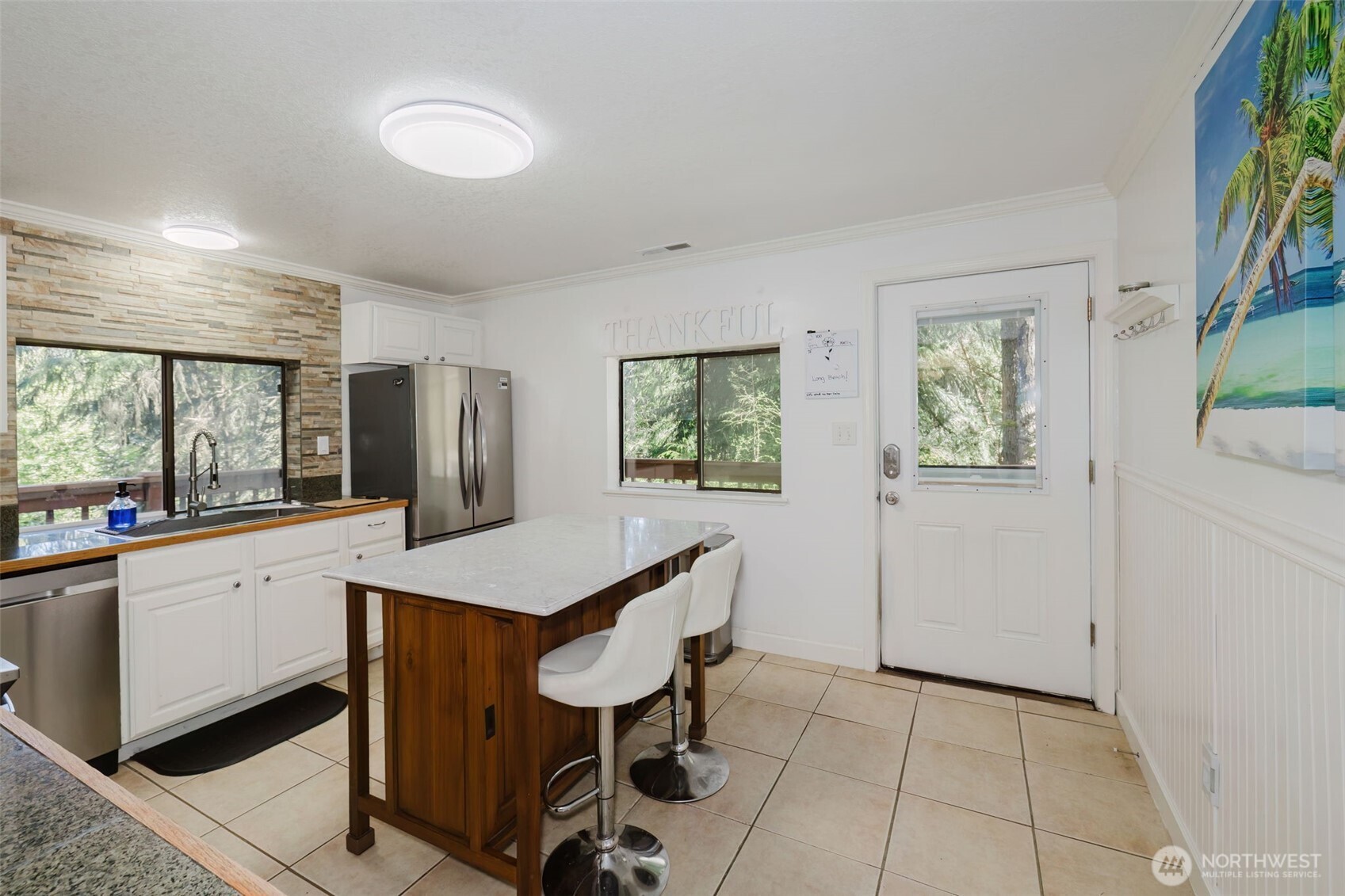 360 Kingsway W, Bremerton, WA 98312