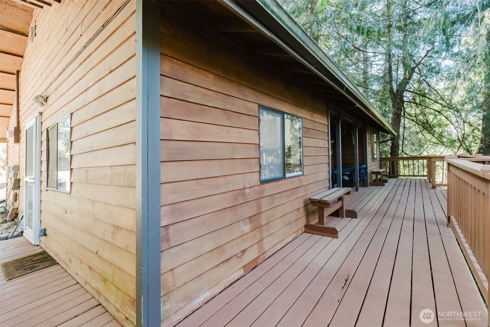 360 Kingsway W, Bremerton, WA 98312