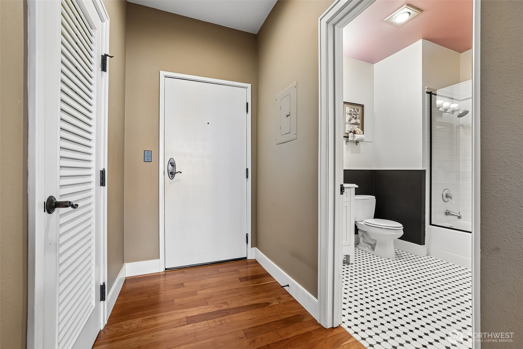 201 Galer Street #534, Seattle, WA 98109