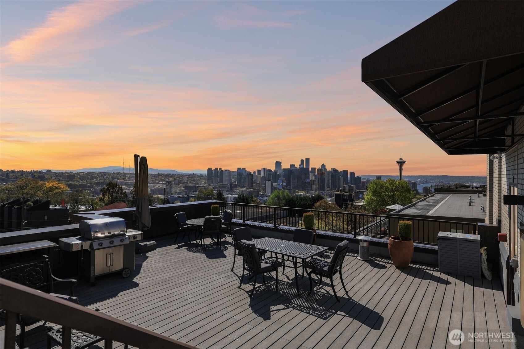 201 Galer Street #534, Seattle, WA 98109