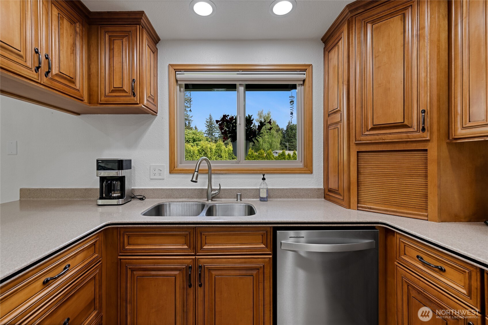 8303 55th Street W, University Place, WA 98467