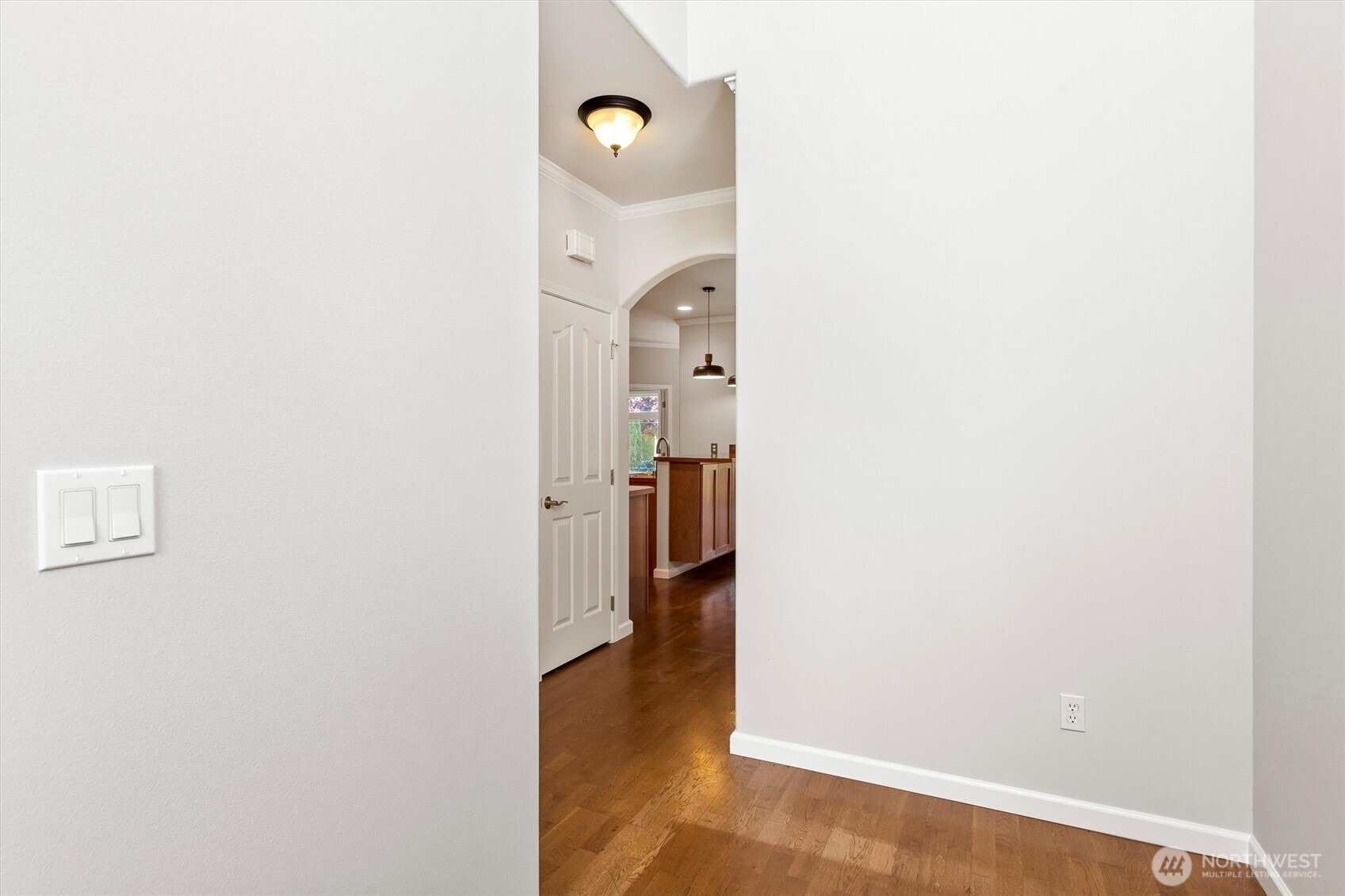 1149 Aaron Drive #B, Lynden, WA 98264