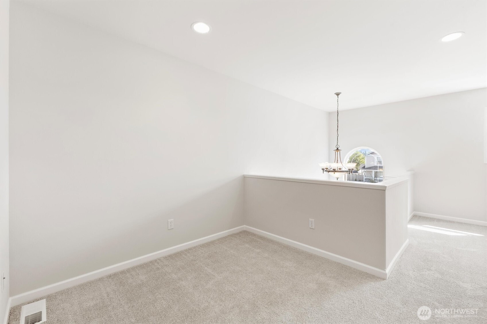 1149 Aaron Drive #B, Lynden, WA 98264