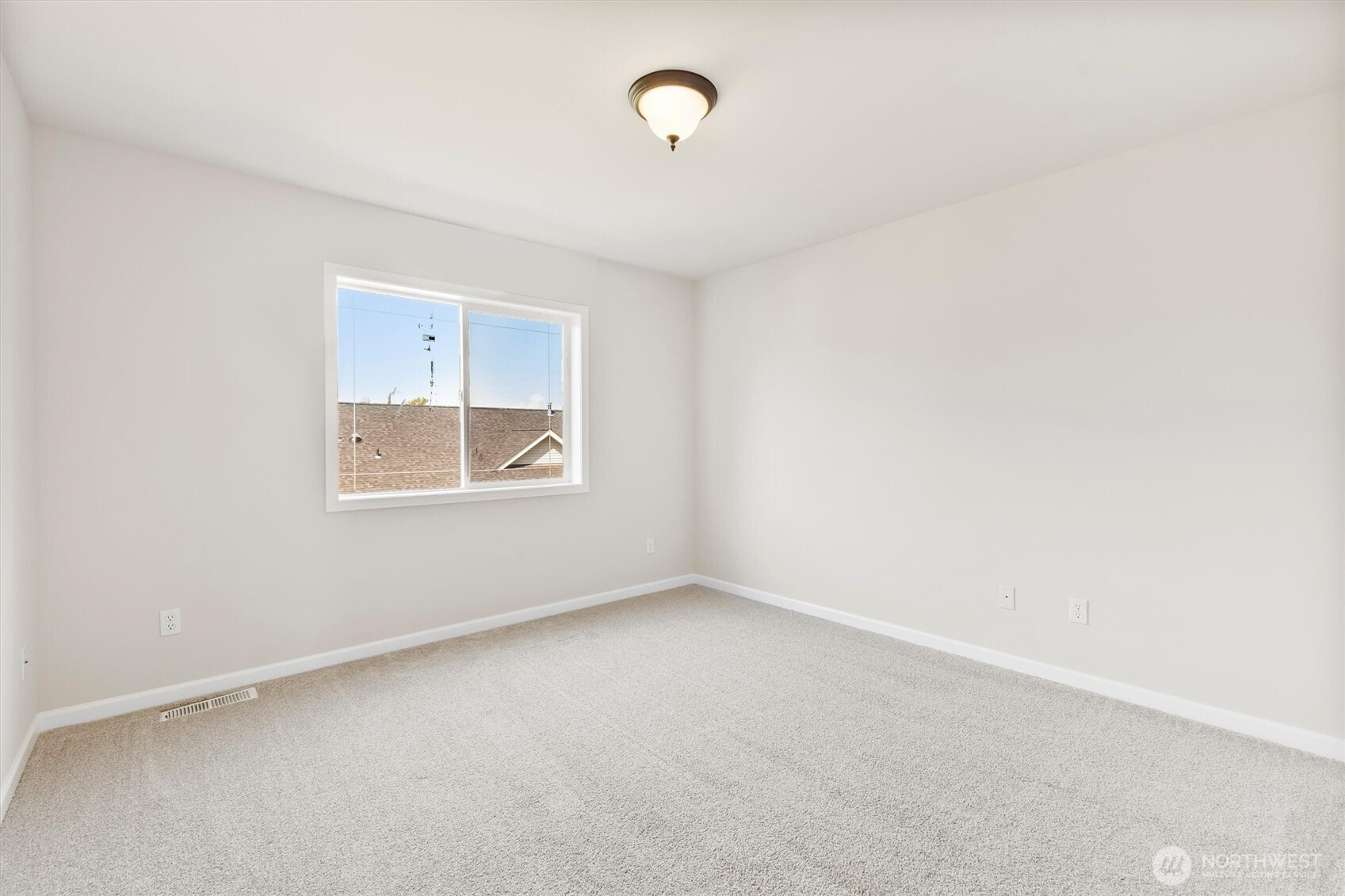 1149 Aaron Drive #B, Lynden, WA 98264
