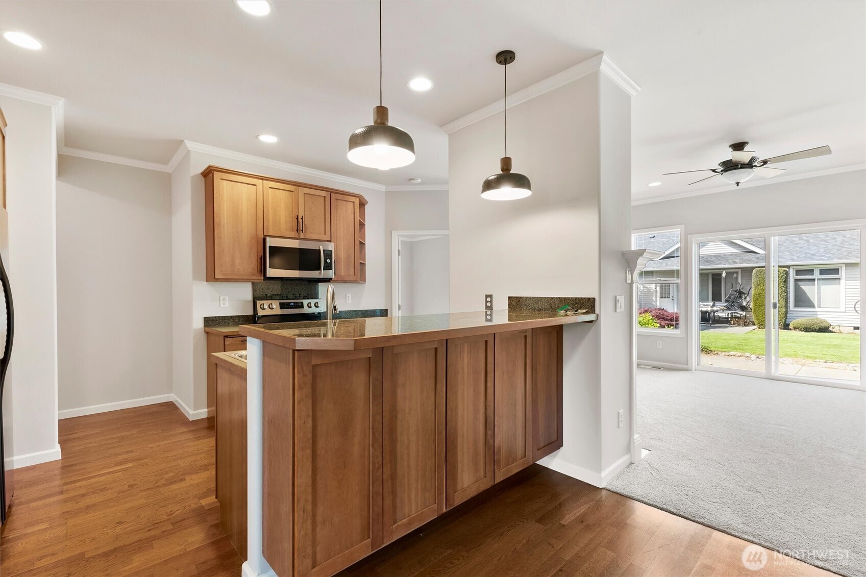 1149 Aaron Drive #B, Lynden, WA 98264