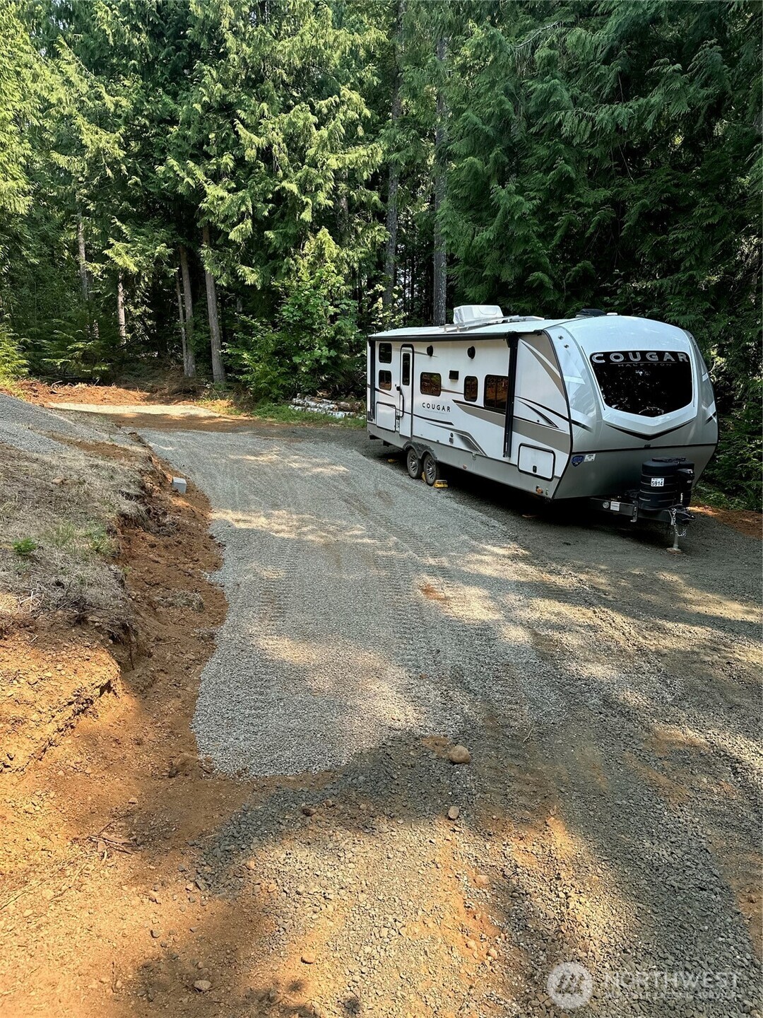 650 W Cushman Ridge Drive , Hoodsport, WA 98548