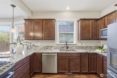 624 NE 2nd Avenue , Camas, WA 98607 - Photo 12