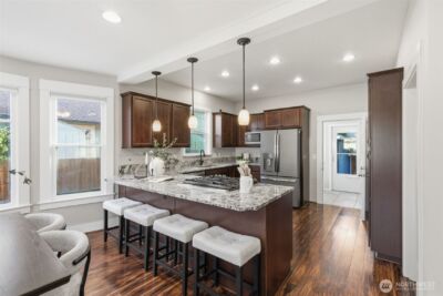 624 NE 2nd Avenue , Camas, WA 98607 - Photo 8