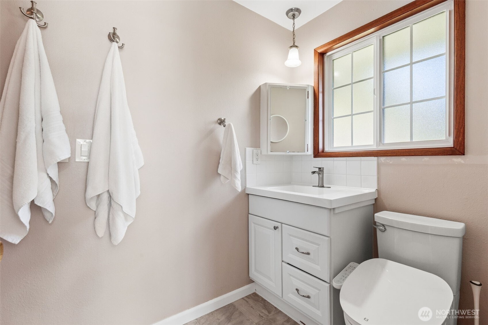 6816 4th Way SE, Lacey, WA 98503