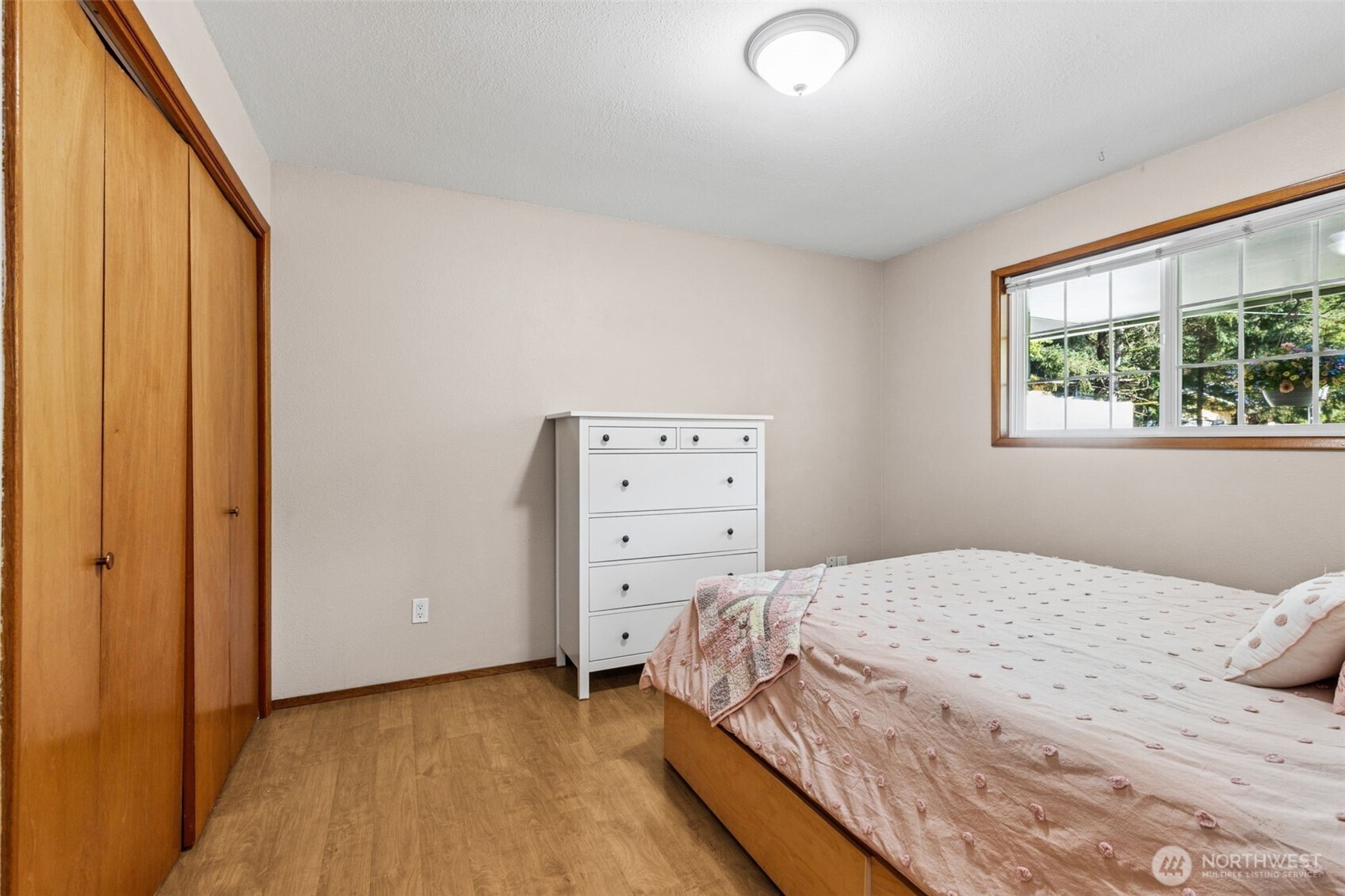 6816 4th Way SE, Lacey, WA 98503