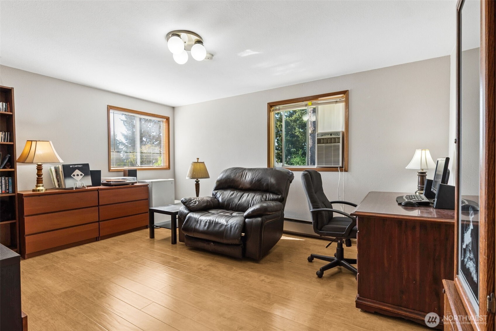 6816 4th Way SE, Lacey, WA 98503