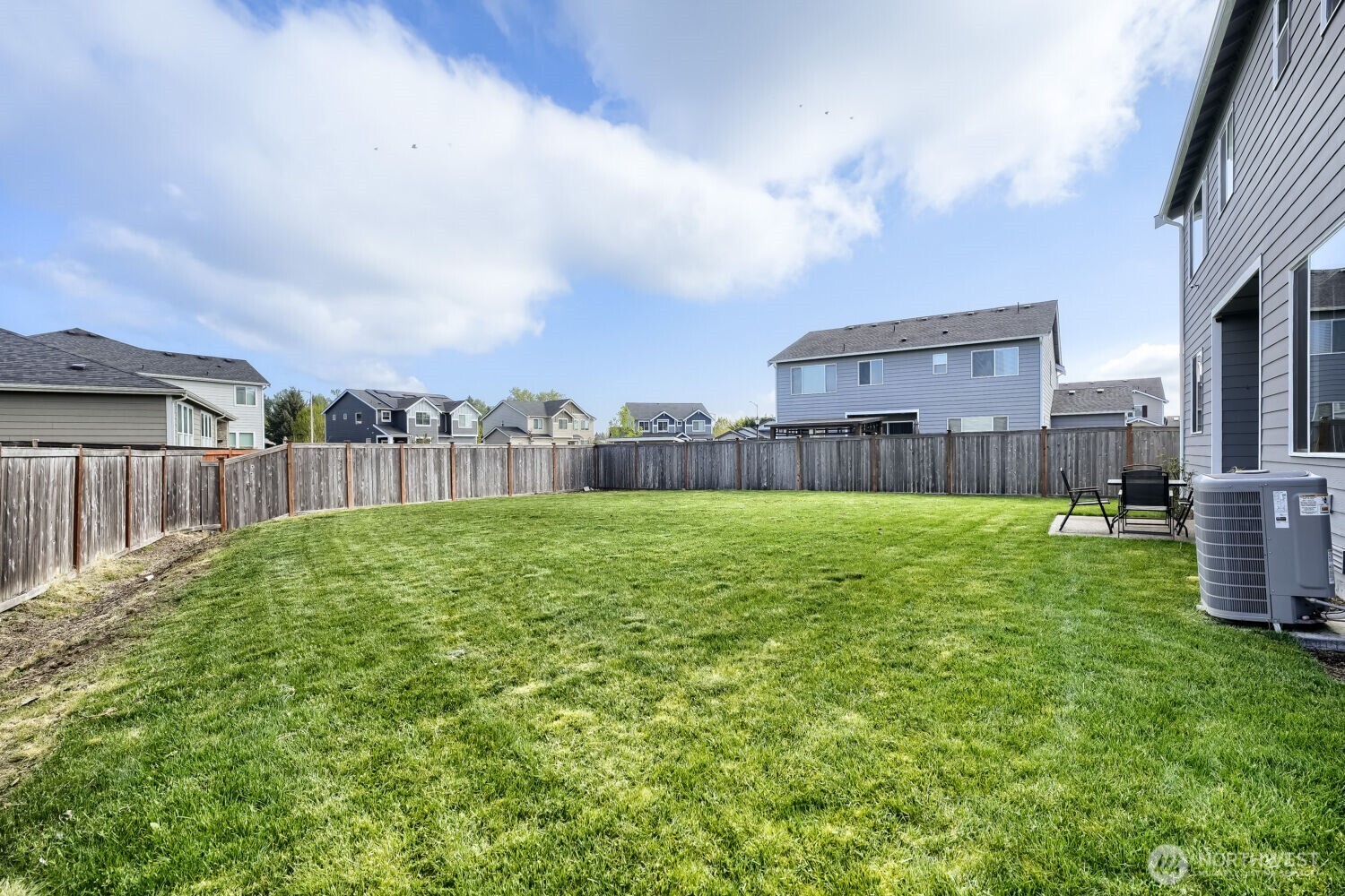 17326 129th Avenue E, Puyallup, WA 98374