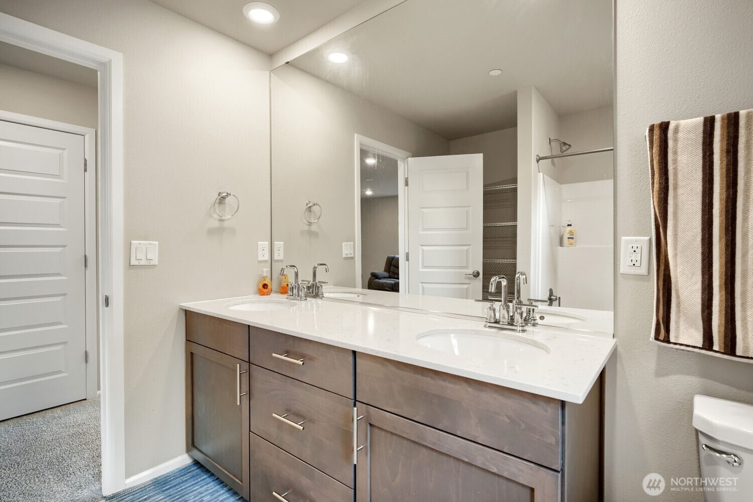 17326 129th Avenue E, Puyallup, WA 98374