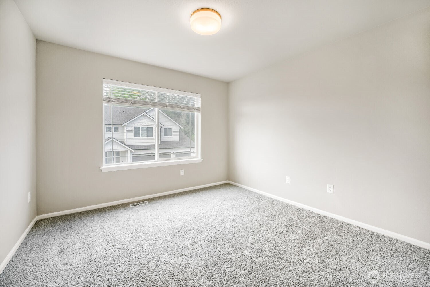 17326 129th Avenue E, Puyallup, WA 98374