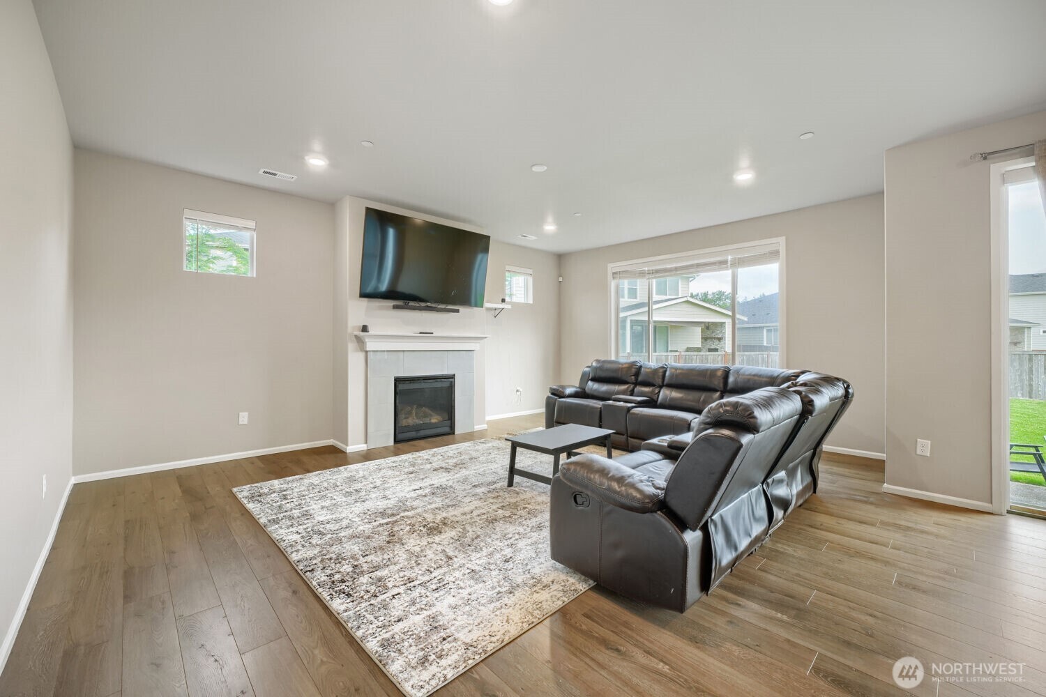 17326 129th Avenue E, Puyallup, WA 98374