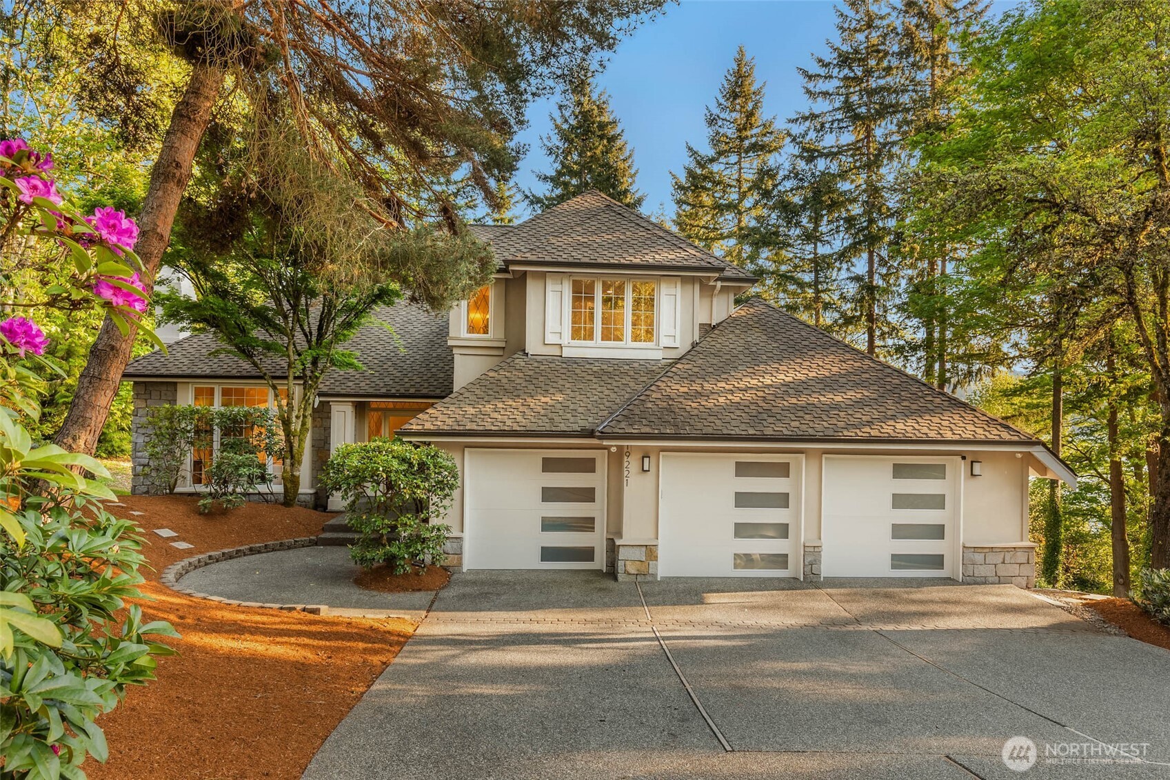 19221 SE 25th Street , Sammamish, WA 98075