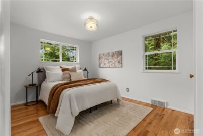 11007 Alton Avenue NE, Seattle, WA 98125 - Photo 16
