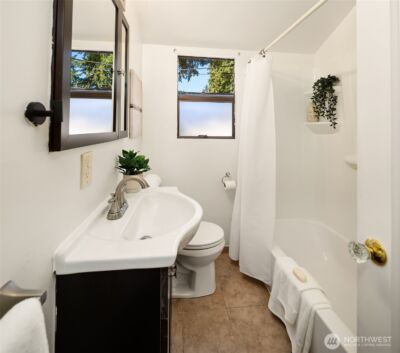 10208 23rd Avenue NE, Seattle, WA 98125 - Photo 15