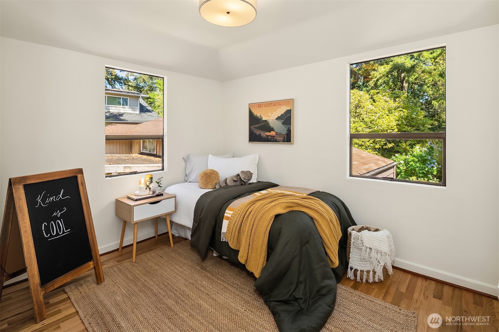 10208 23rd Avenue NE, Seattle, WA 98125