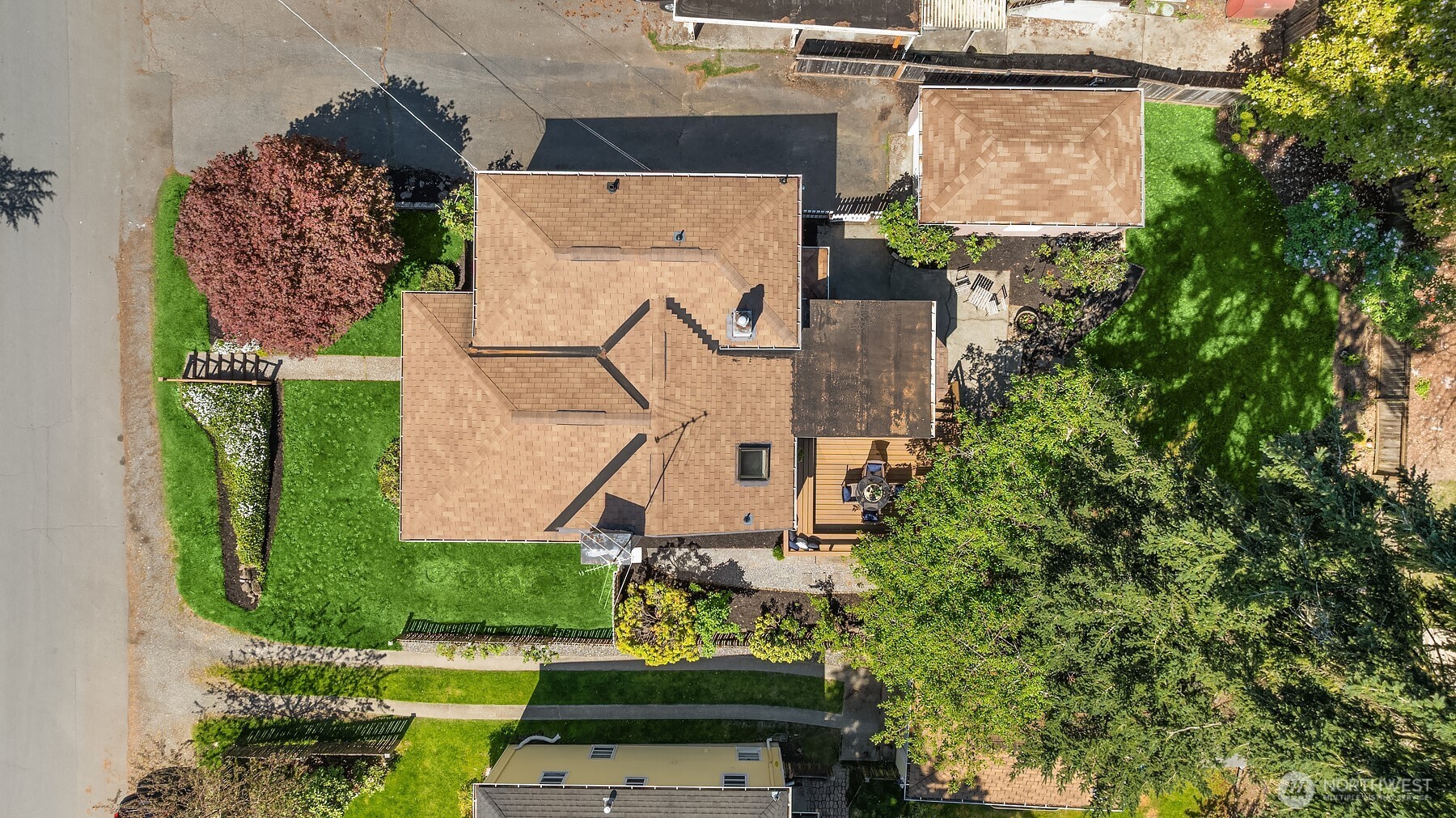 10208 23rd Avenue NE, Seattle, WA 98125