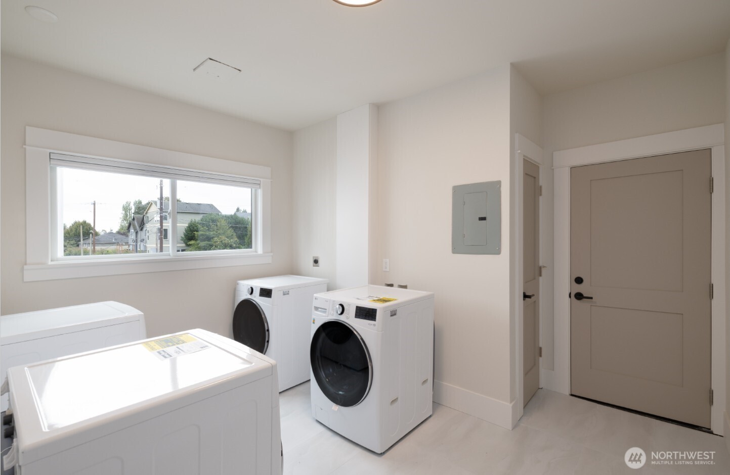 2123 E James Street , Seattle, WA 98122