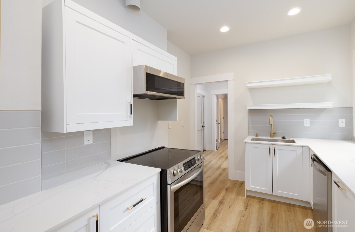 2123 E James Street , Seattle, WA 98122