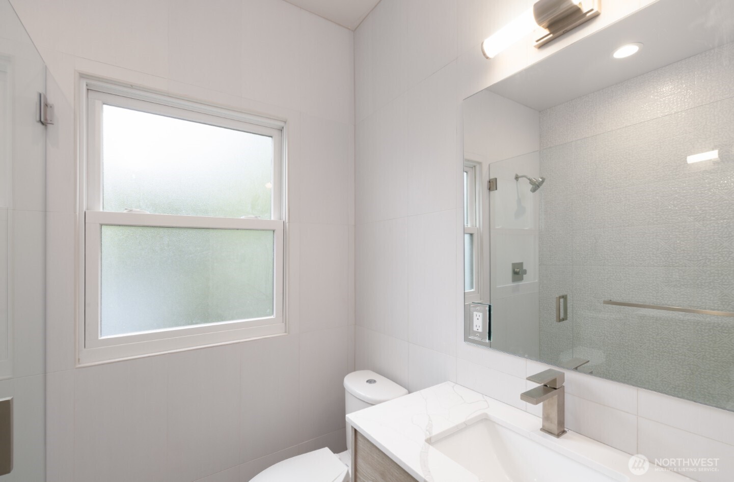 2123 E James Street , Seattle, WA 98122