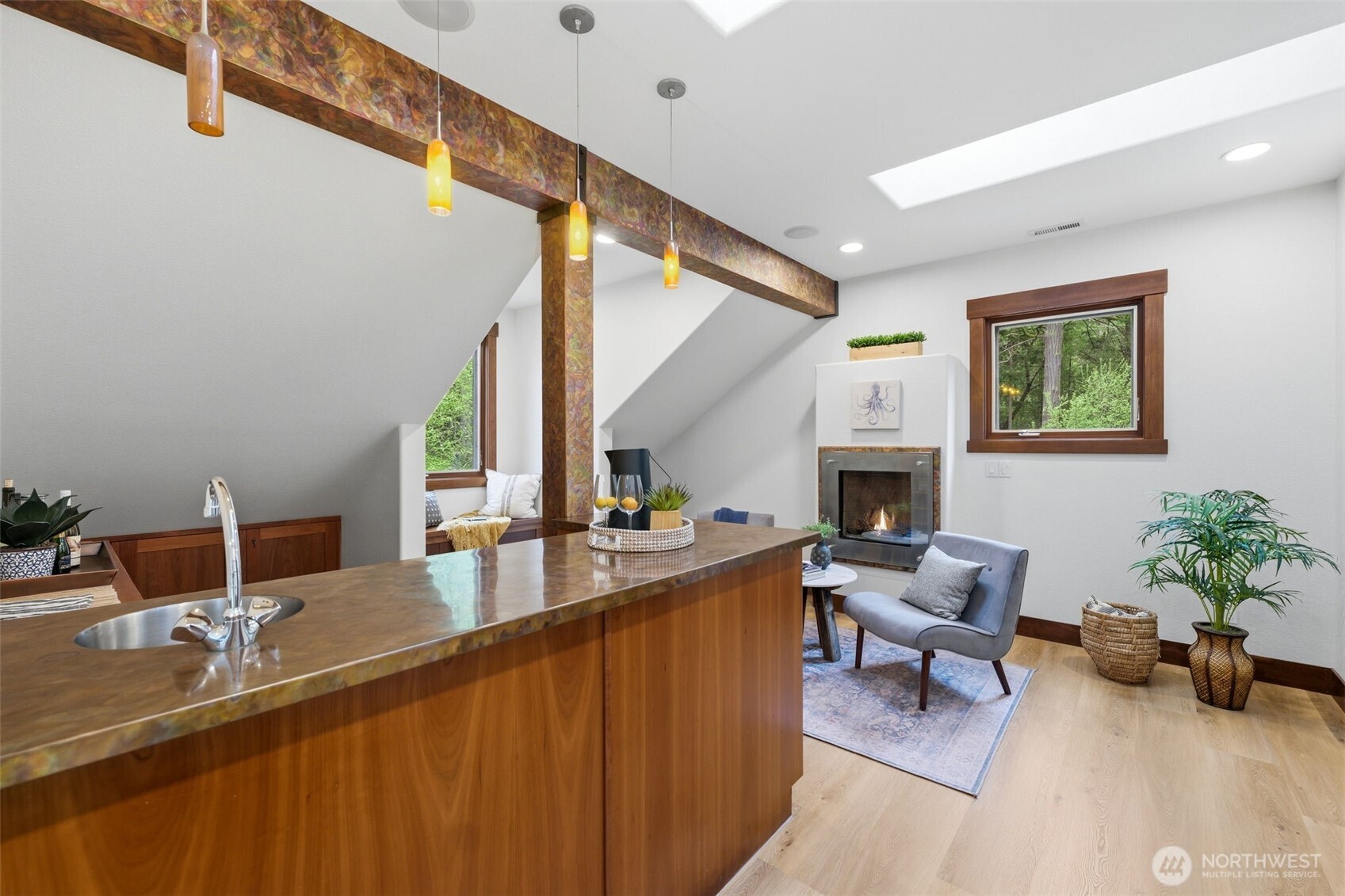 1136 14th Avenue , Fox Island, WA 98333