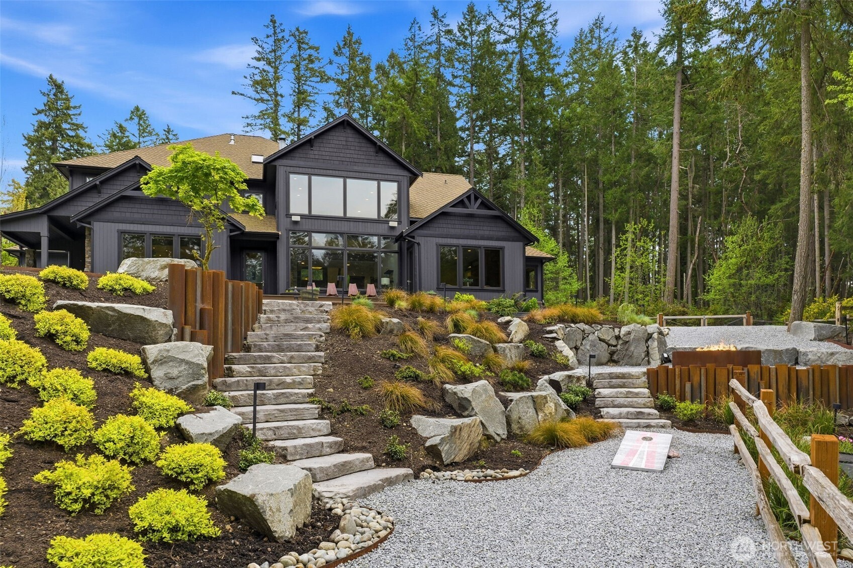 1136 14th Avenue , Fox Island, WA 98333