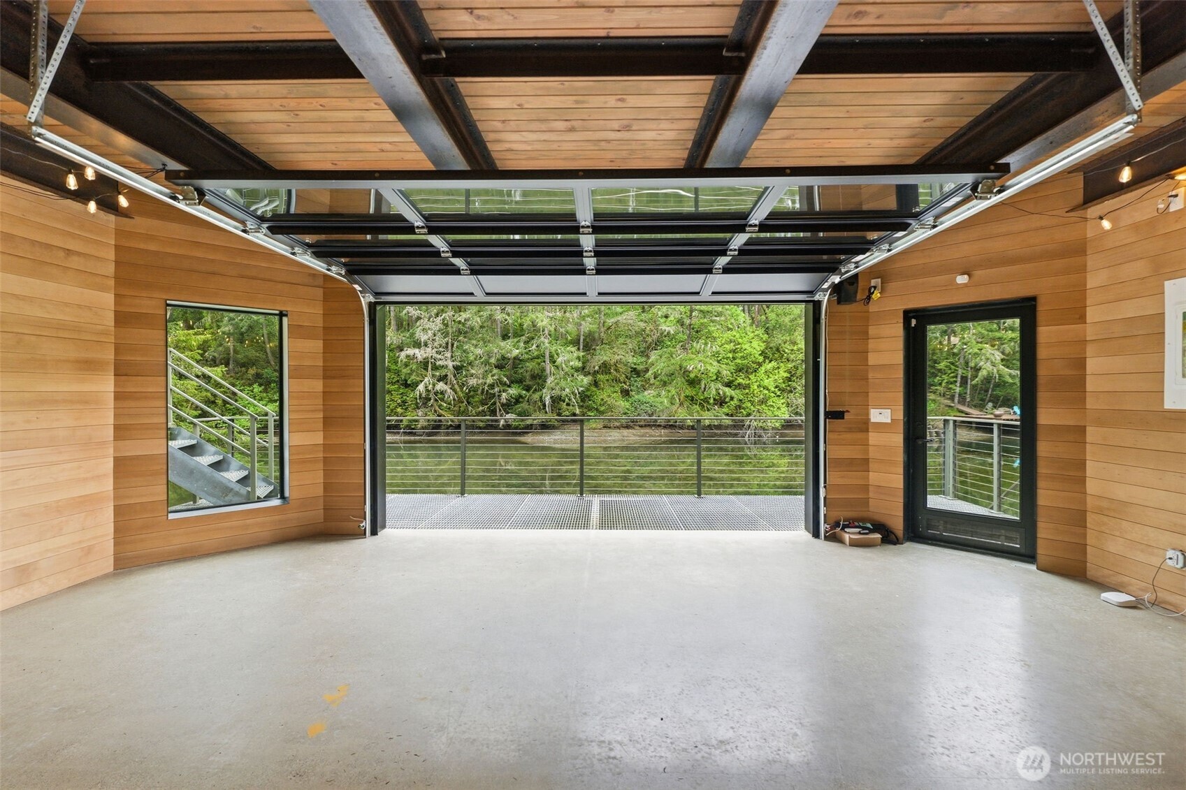 1136 14th Avenue , Fox Island, WA 98333