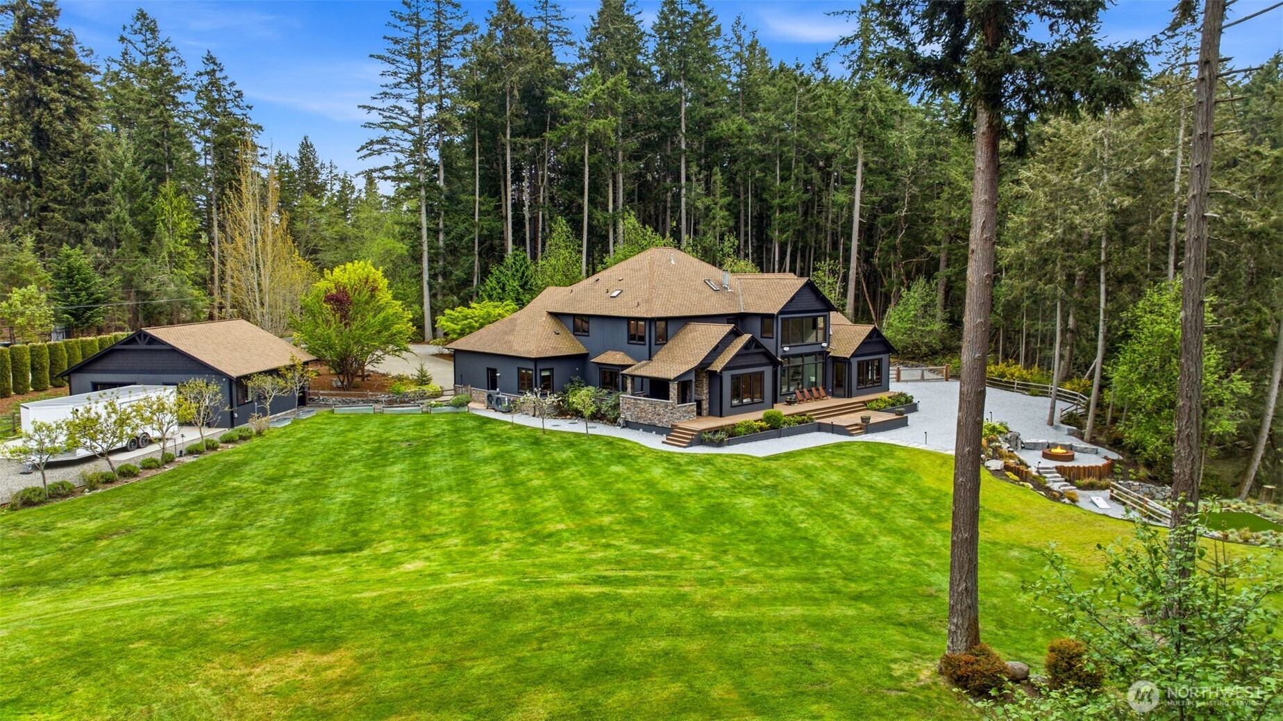 1136 14th Avenue , Fox Island, WA 98333
