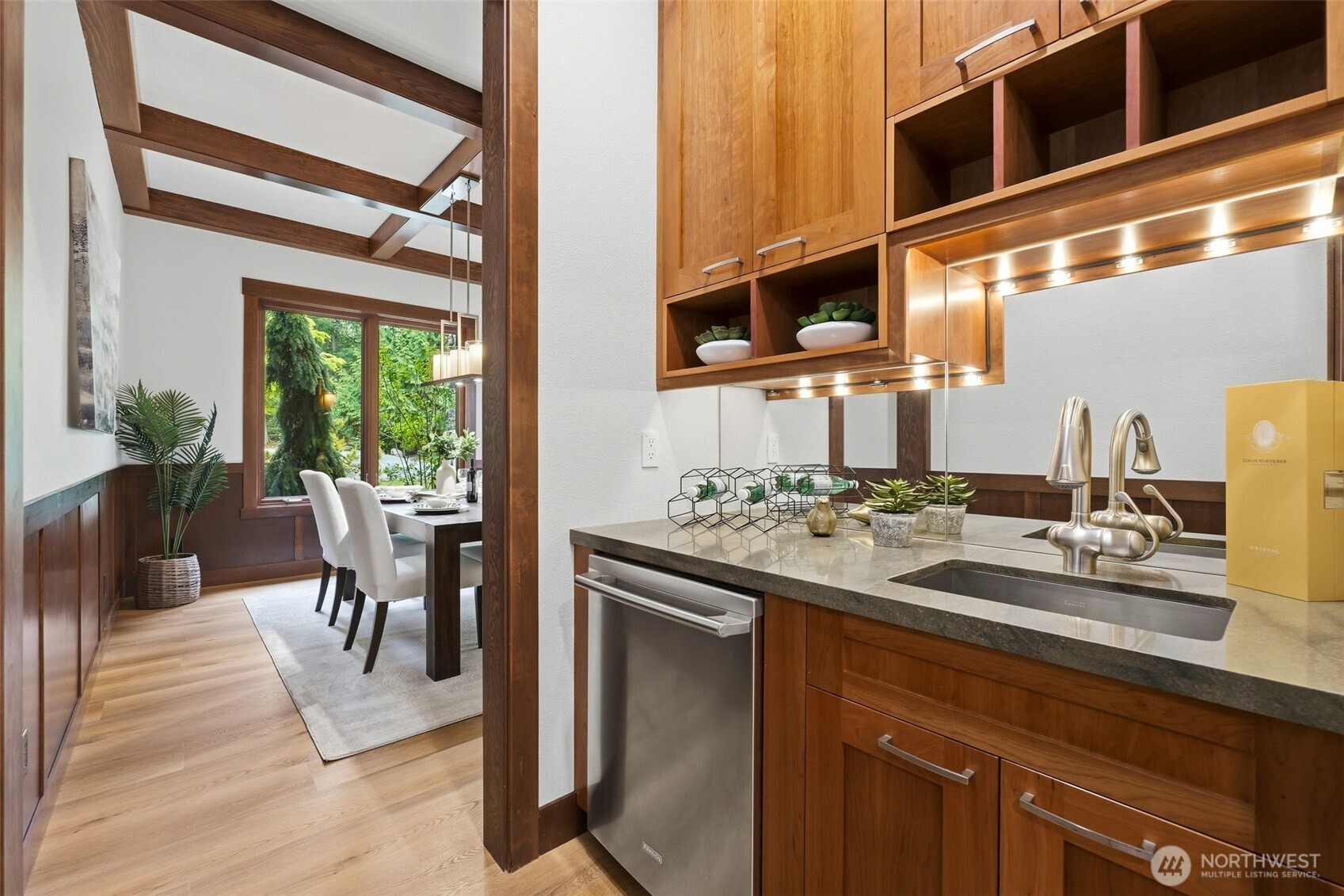 1136 14th Avenue , Fox Island, WA 98333