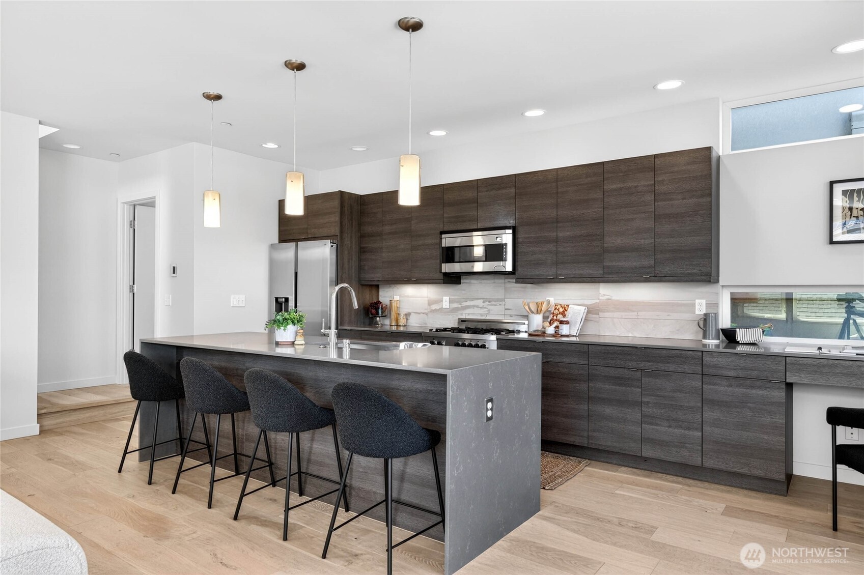 4153 California Avenue SW, Seattle, WA 98116-4101