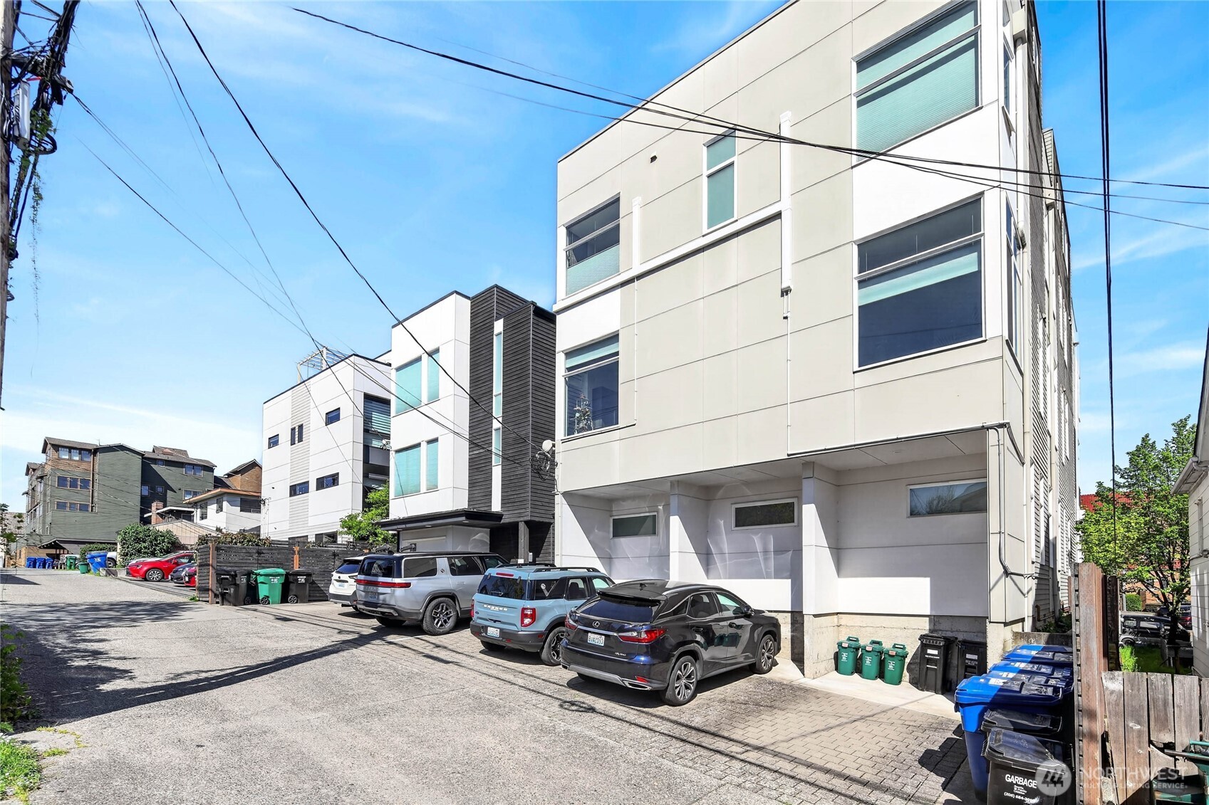 4153 California Avenue SW, Seattle, WA 98116-4101