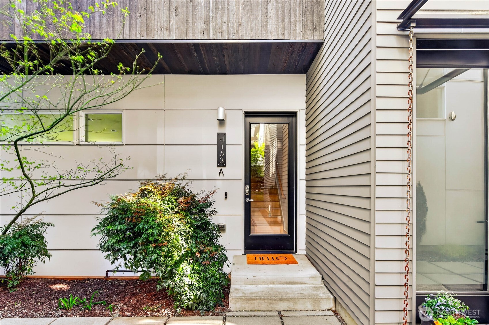 4153 California Avenue SW, Seattle, WA 98116-4101