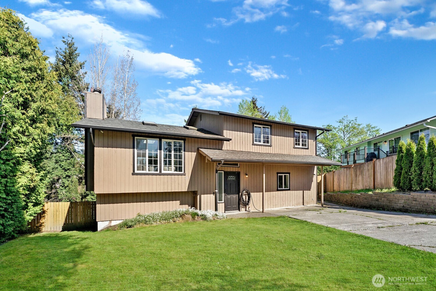 217 Capri Place , Everett, WA 98203