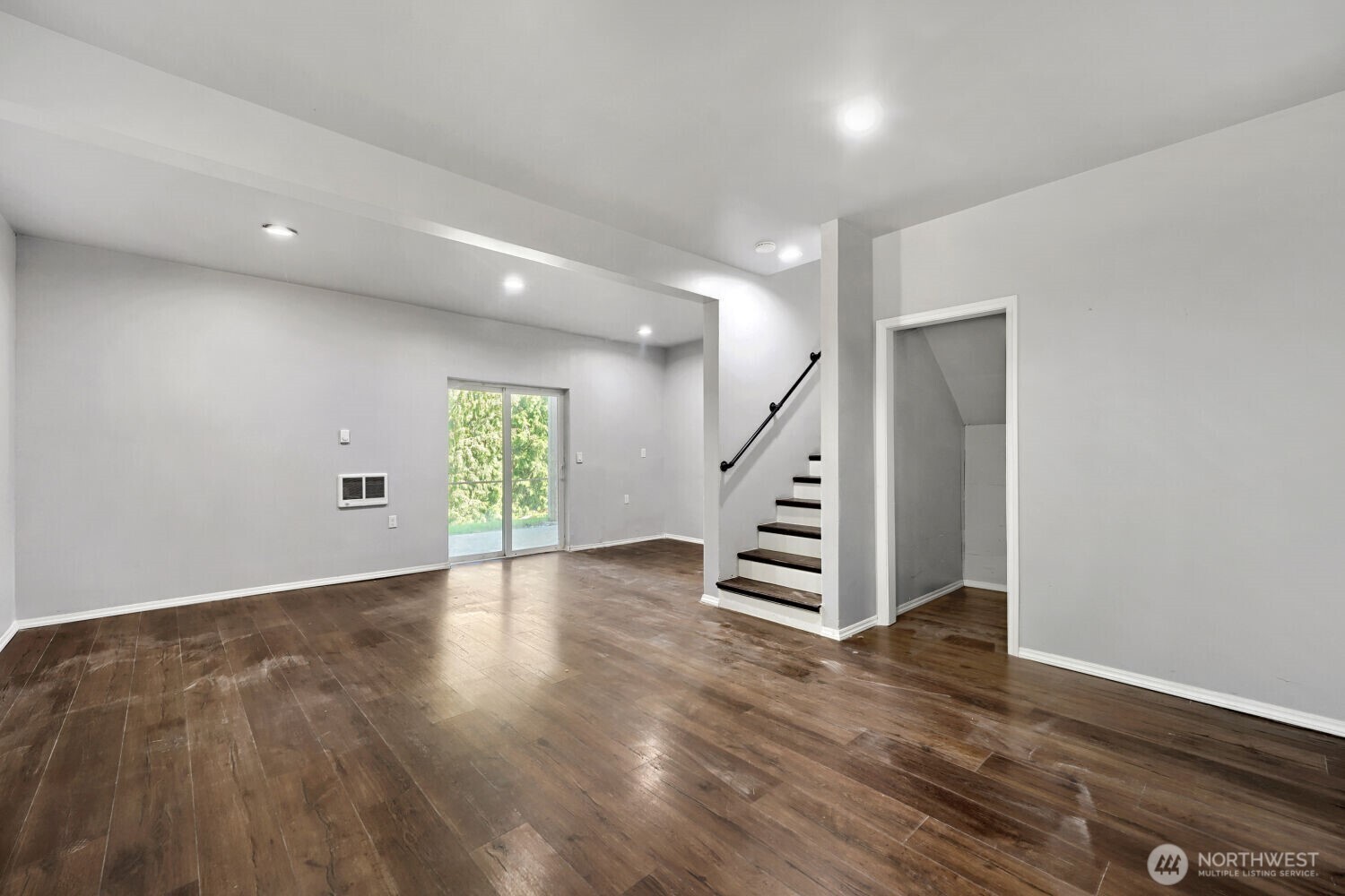 217 Capri Place , Everett, WA 98203