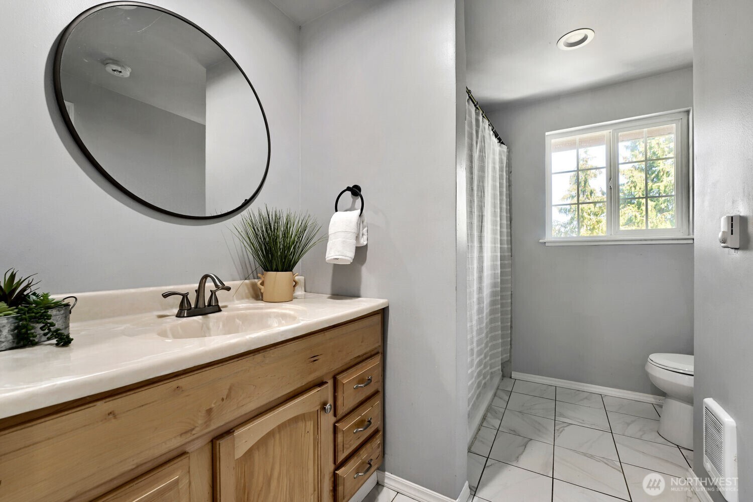 217 Capri Place , Everett, WA 98203