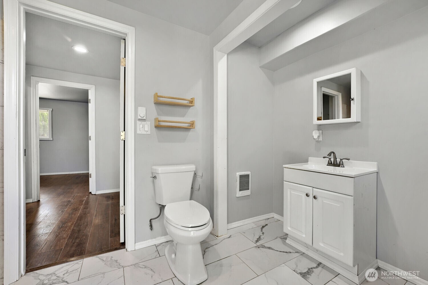 217 Capri Place , Everett, WA 98203