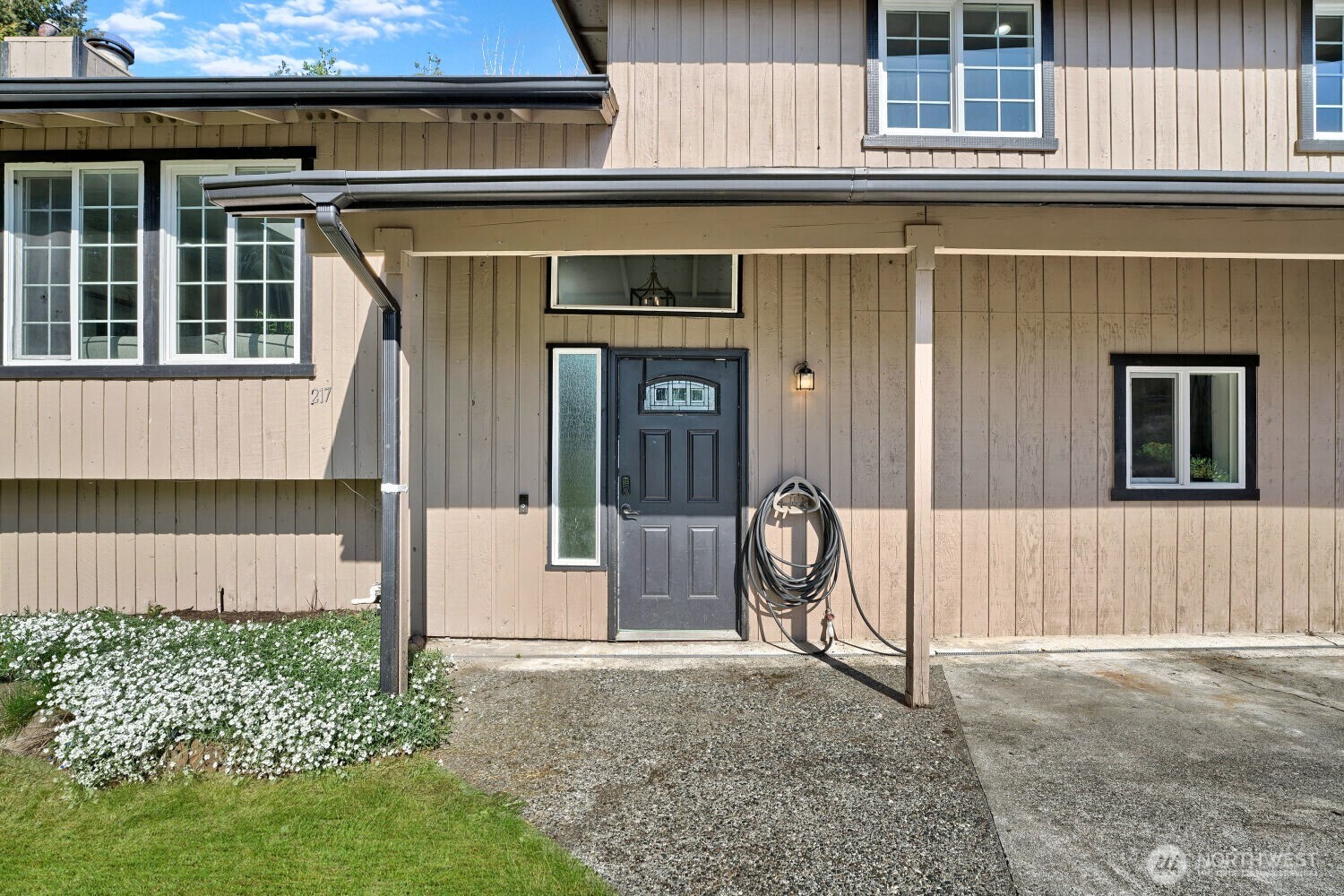 217 Capri Place , Everett, WA 98203