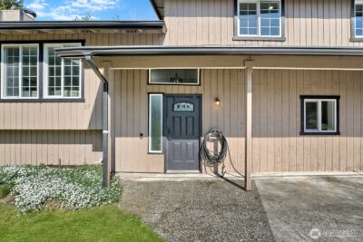 217 Capri Place , Everett, WA 98203 - Photo 4