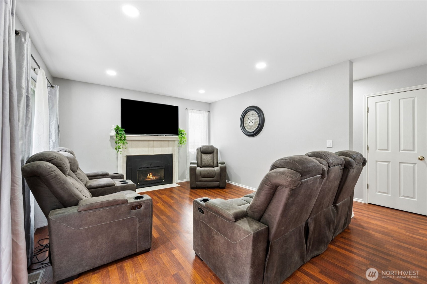 9211 64th Avenue Ct E, Puyallup, WA 98371